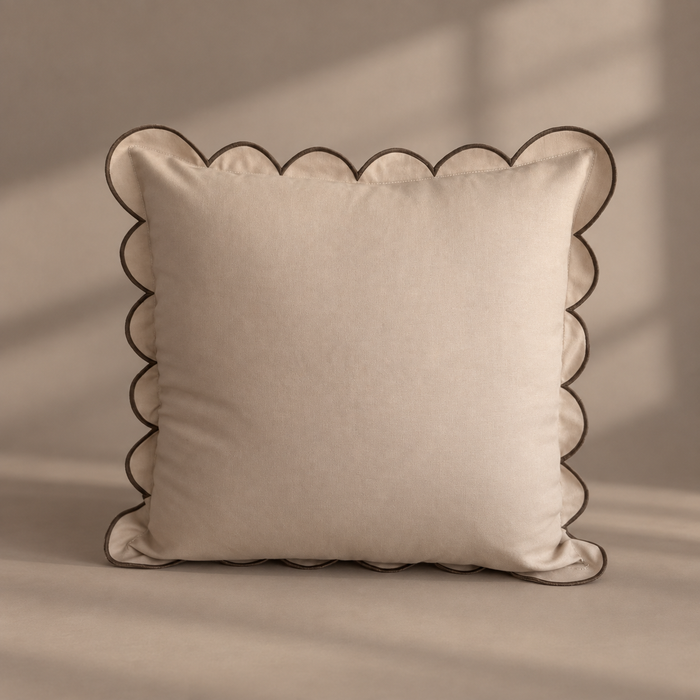 Scalloped Edge 45cm - Putty